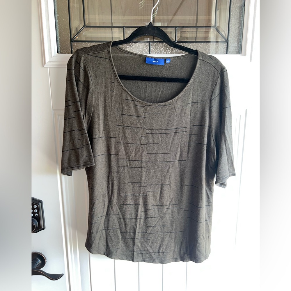 Apt 9 Green Striped Design Top Size Large